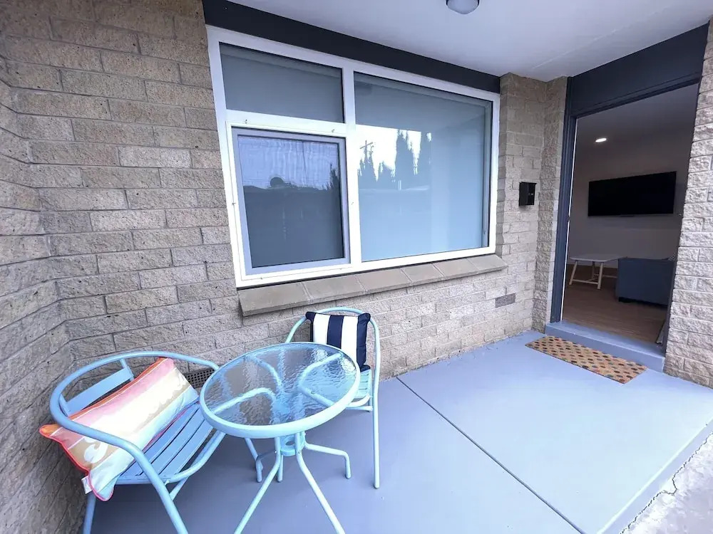 Botanic Racecourse Apartments