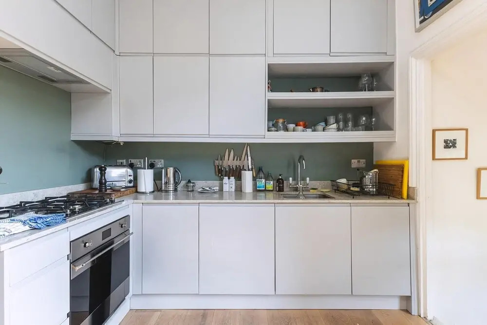 Leafy & Stylish Brixton Retreat