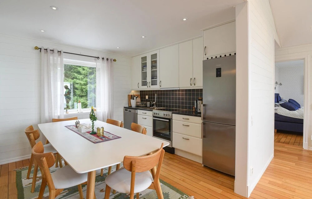 Stunning Home In Mellerud