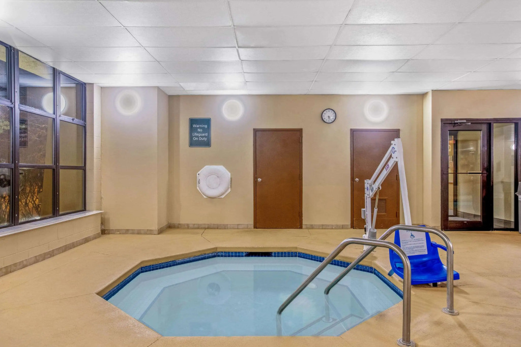 La Quinta by Wyndham Des Moines West Clive