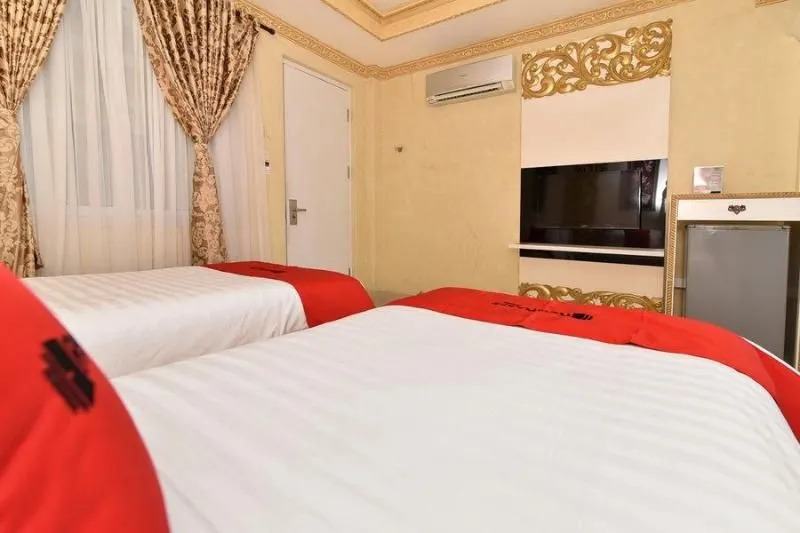RedDoorz Plus near Discovery Shopping Mall Bali