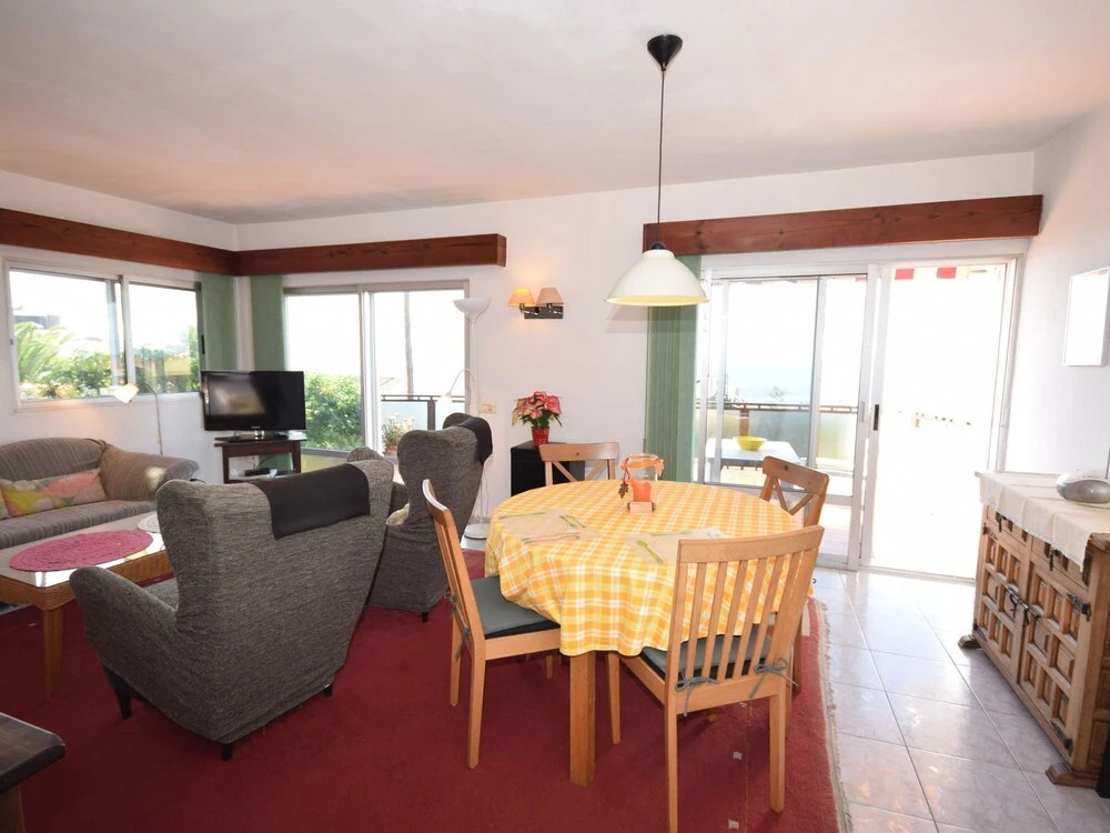 Holiday Home Mesa del Mar near Black Beach