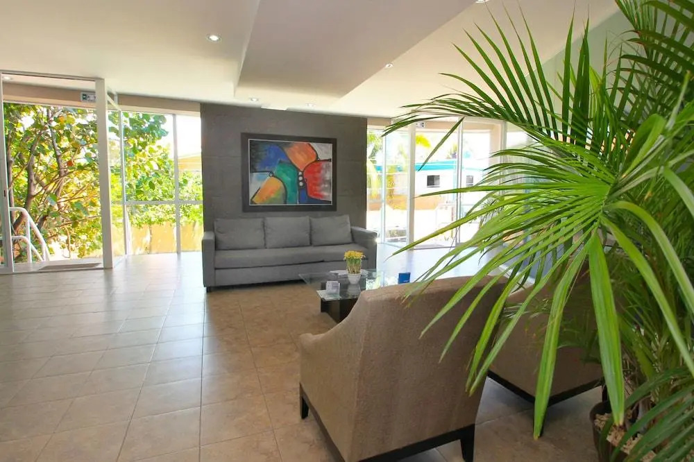 Riviera Towers 2BR & Pool