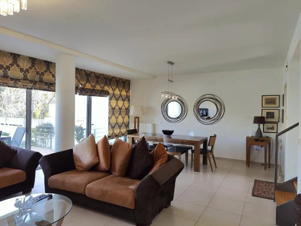 Arianna 2bd Villa