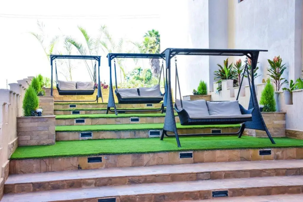 2BR with Balcony, Gym& Pool in Kileleshwa