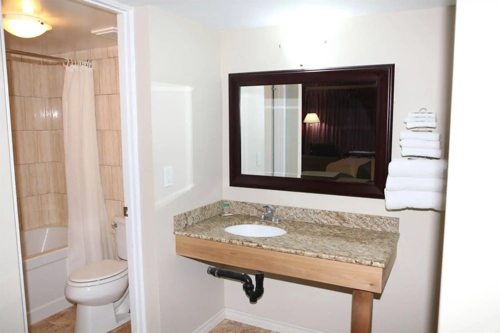 Saxony Motel