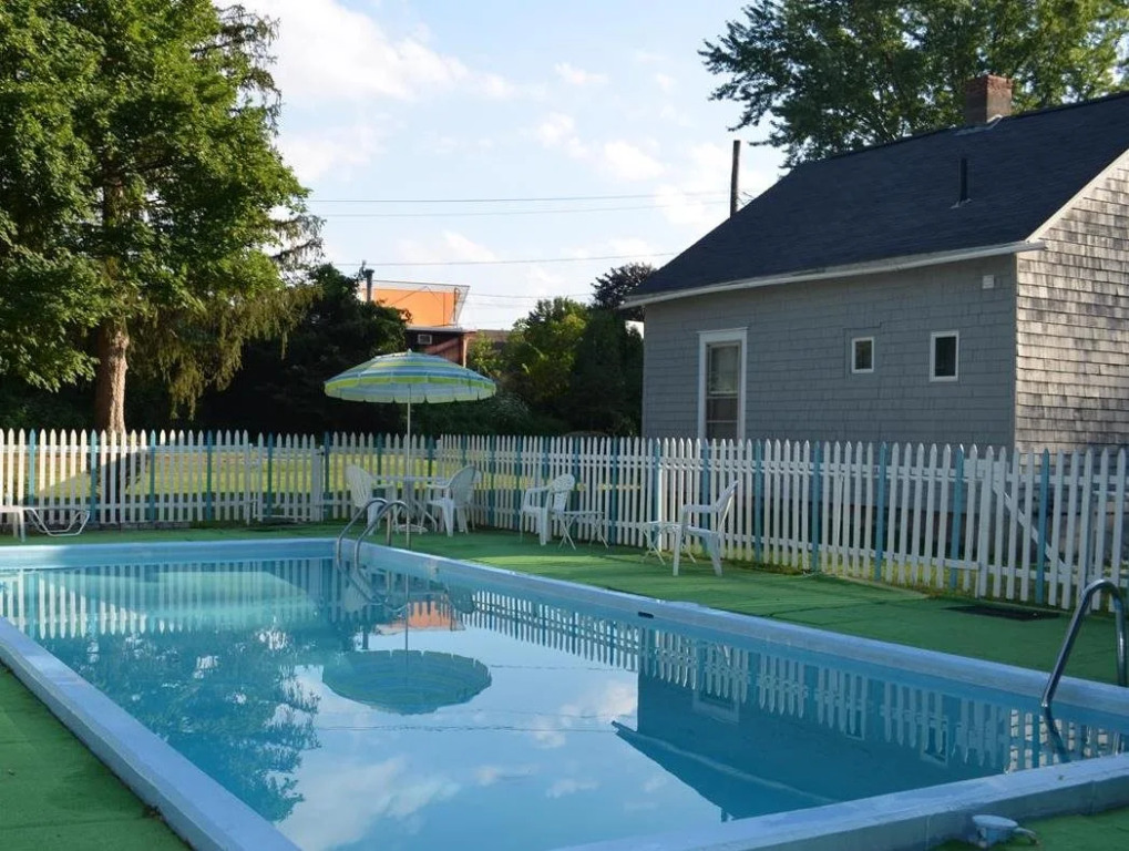 Willows Motel