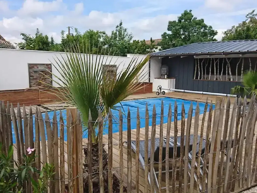 Magnificent Villa in Nuaille-d'aunis With Wellness