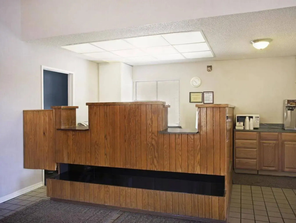 Americas Best Value Inn - Carson City