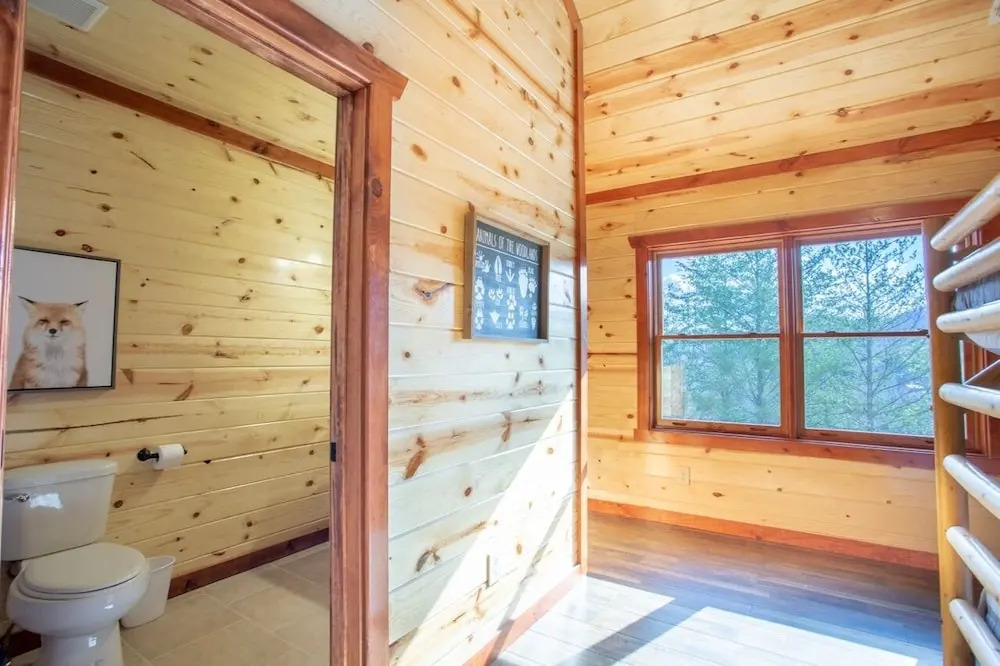 .lookout Lodge 6 Bedroom Cabin