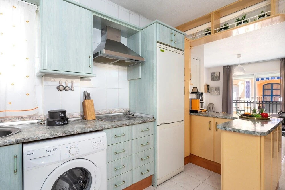 Central Gem Apartment Near the Beach Ref 134