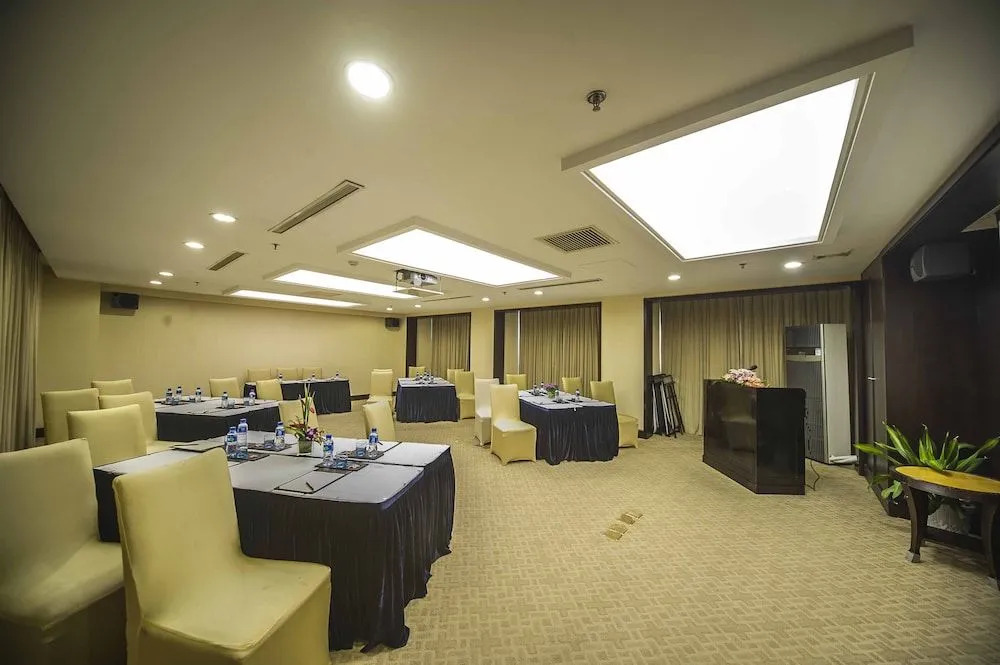 Shanghai Green Garden Hotel