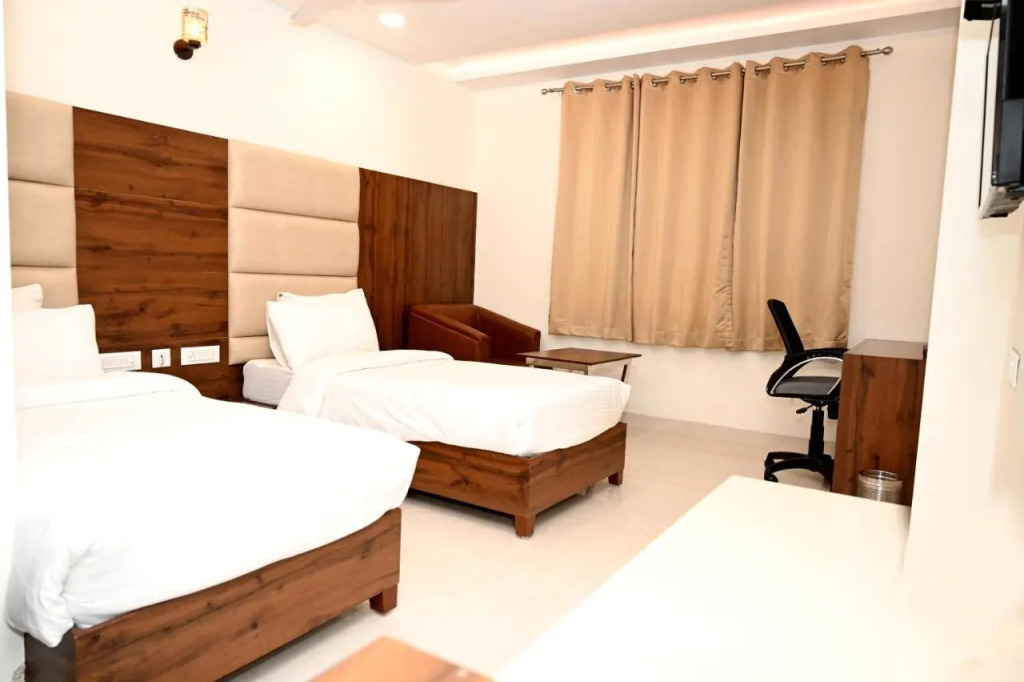 Hotel Pradeep Star Inn