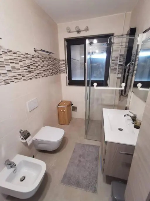 Lovely 2 bedroom modern apartment in Minusio