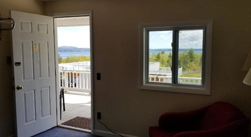Acadia Ocean View Hotel