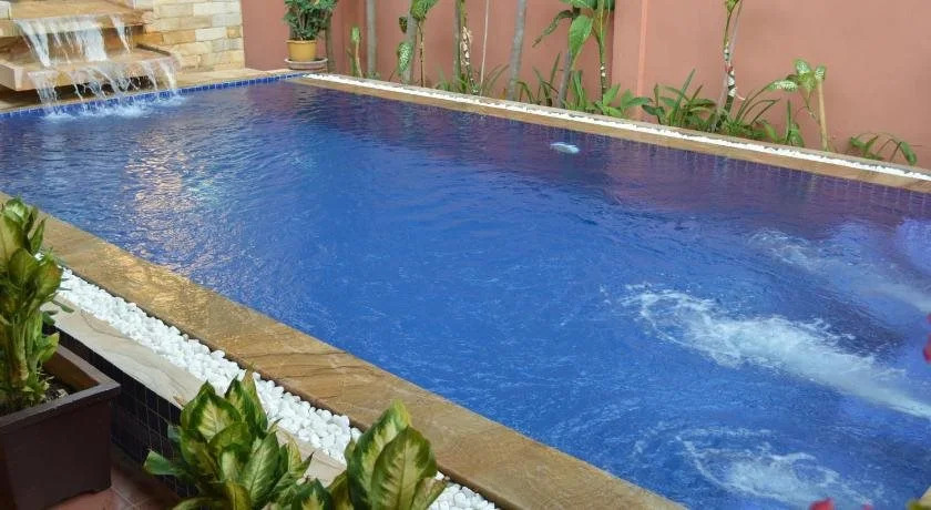 Uncle Sam Villa