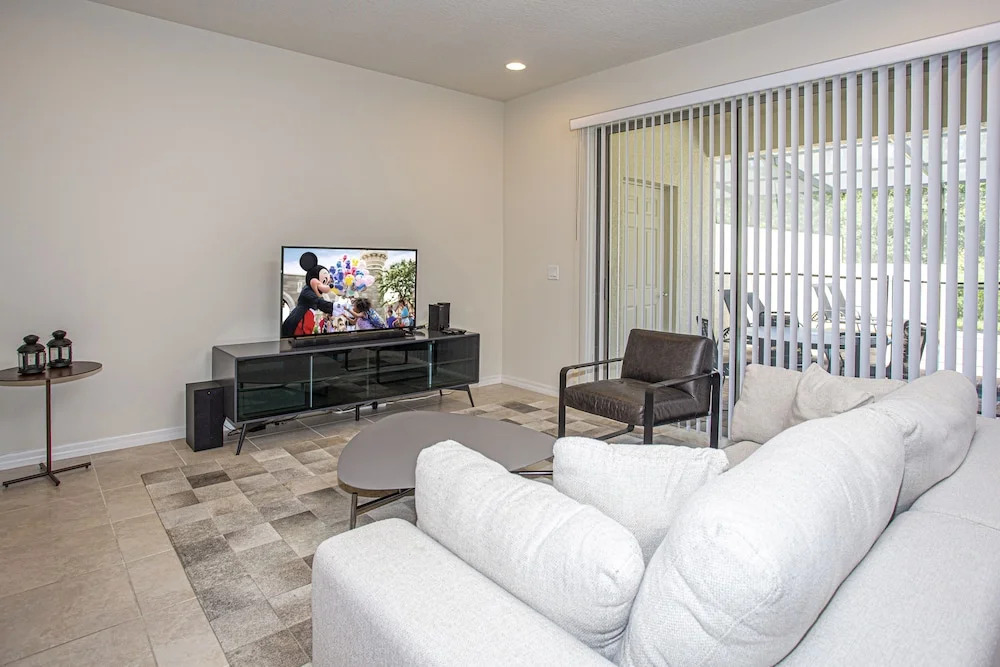 8879 Windsor Westside 57186/59042