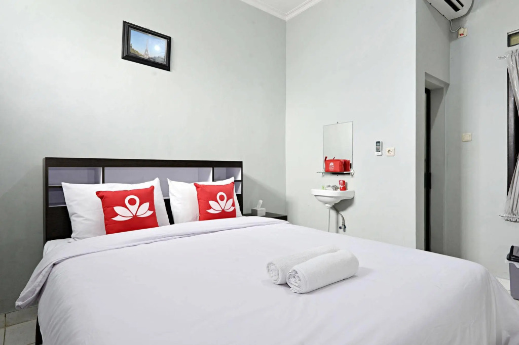 ZEN Rooms Godean