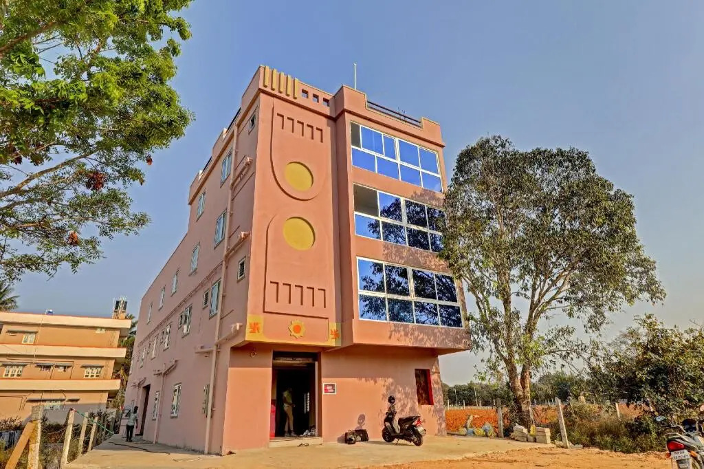 Hotel Om Classic by OYO Rooms