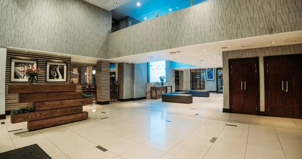 Piazza Hotel Montecasino