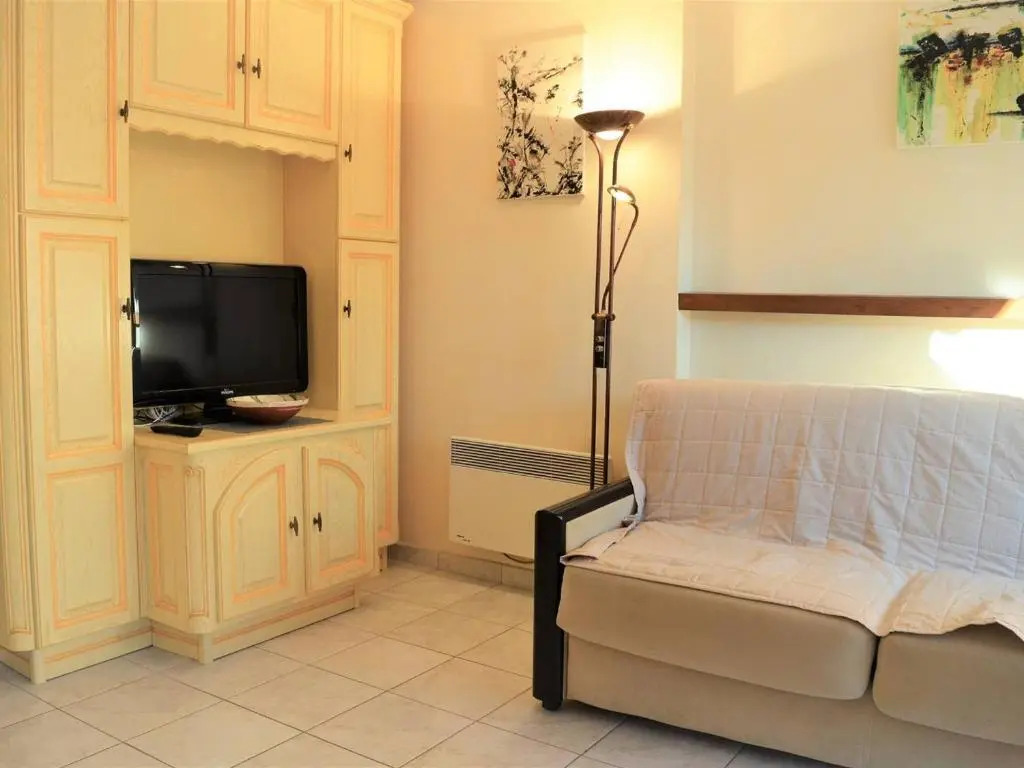 Appartement Le Lavandou, 1 pièce, 4 personnes - FR-1-251-223
