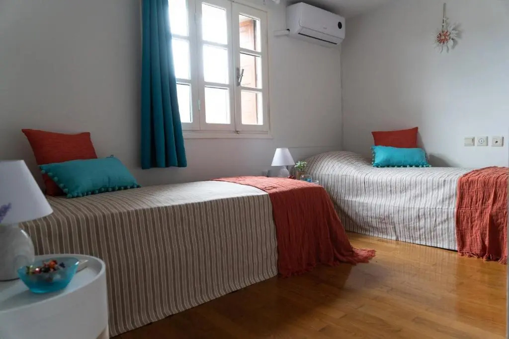 Kallisti stone house apartment