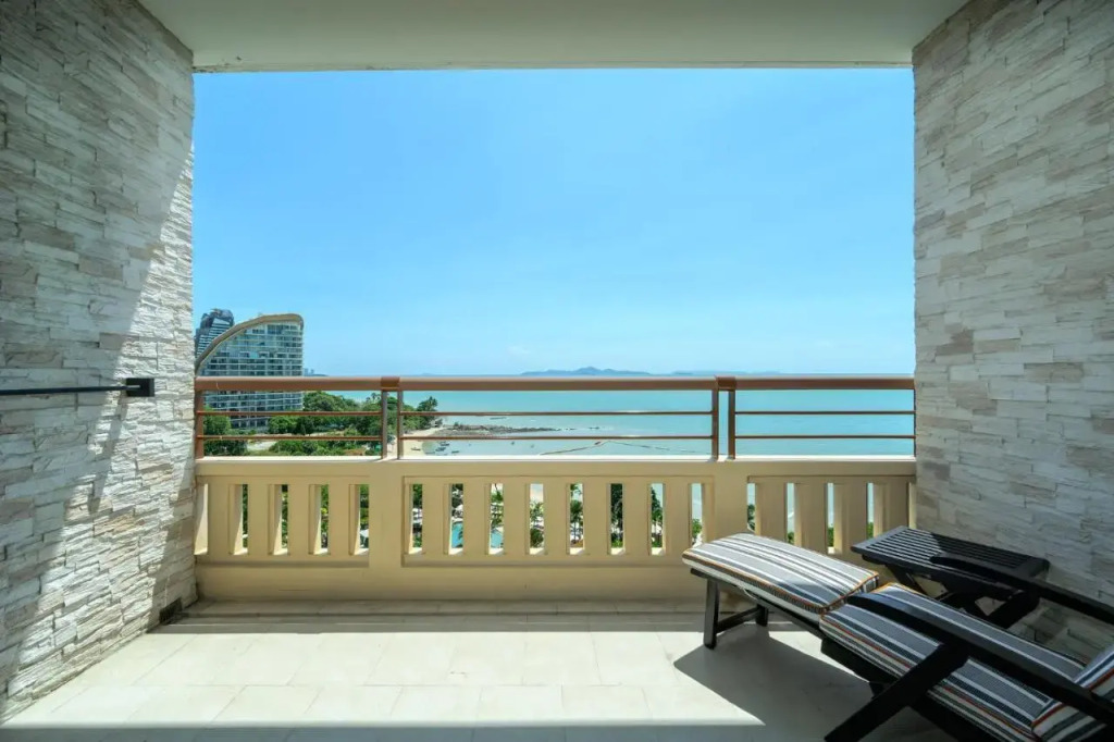 Centara Grand Mirage Beach Resort Pattaya