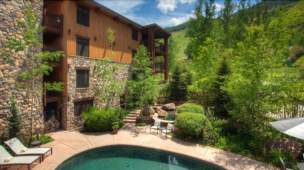 Lift One Condominiums - 1, 2, 3 Bedroom Units Adjacent To Downtown Aspen