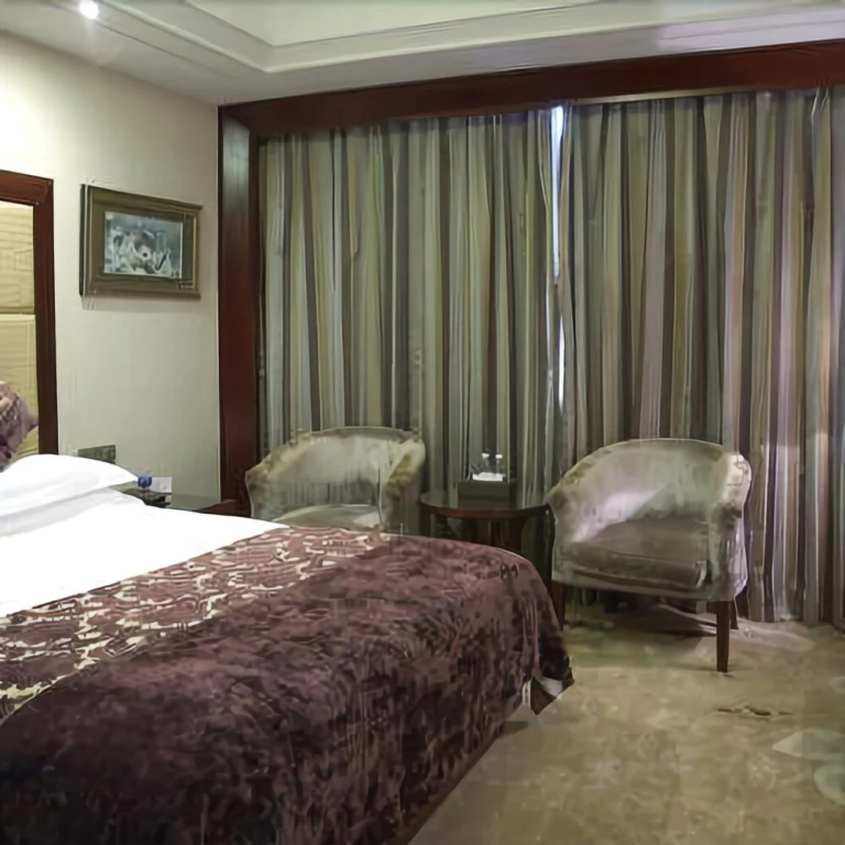 Jinou Hotel