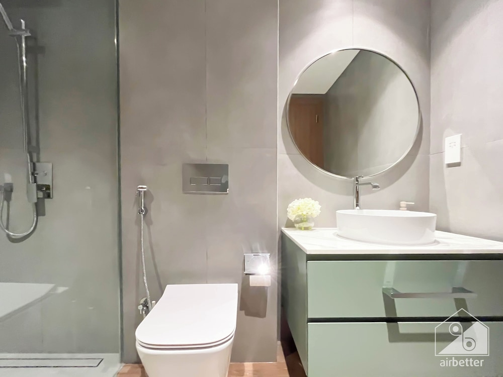 Chic & Cozy 1BR in Heart of City Walk
