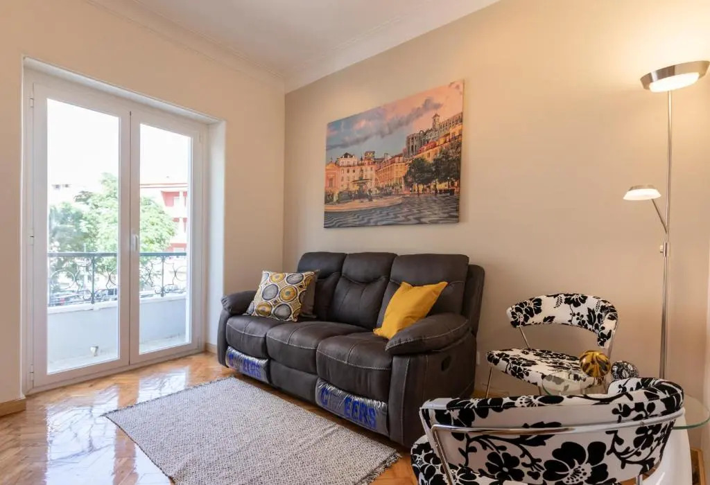 Campolide Lisbon Apartment