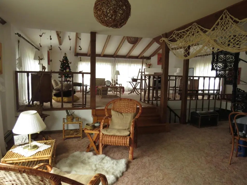 Sandy Point Hostal