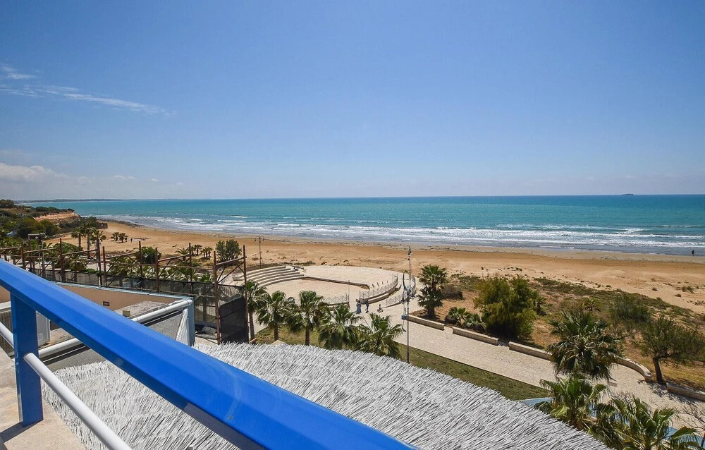 Stunning Apartment in Pozzallo With Wifi and 1 Bedrooms
