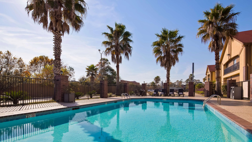 Best Western Inn & Suites - Lake Charles