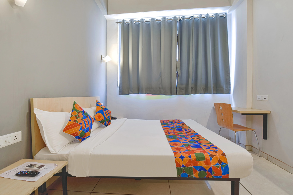 Fabhotel Kaviya