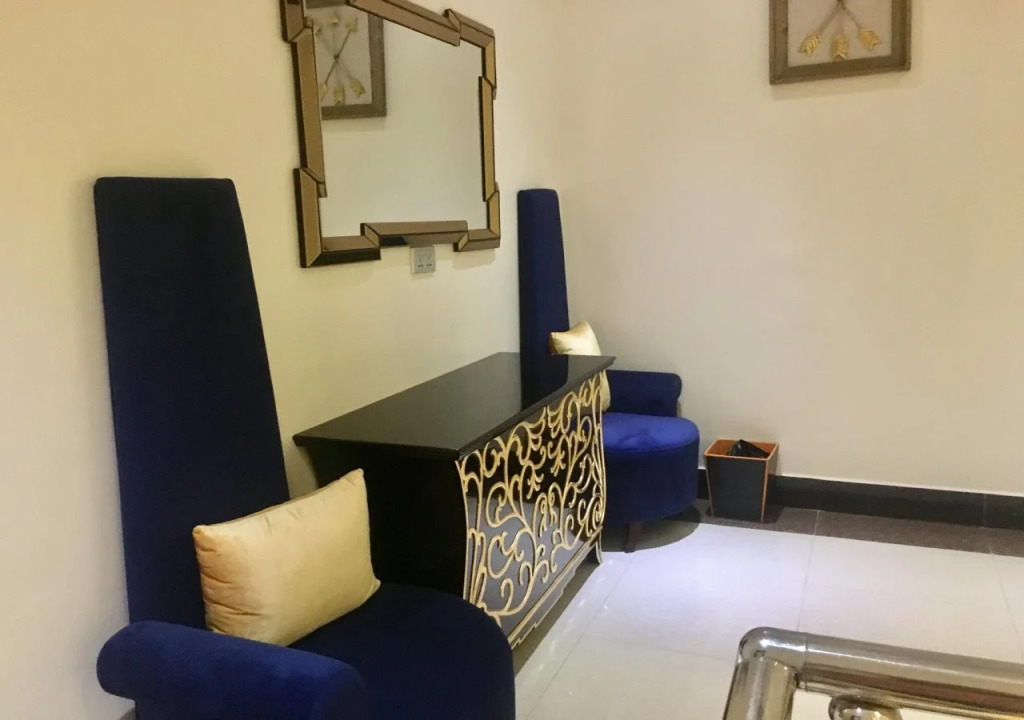 Grandbee Apartment and Residence