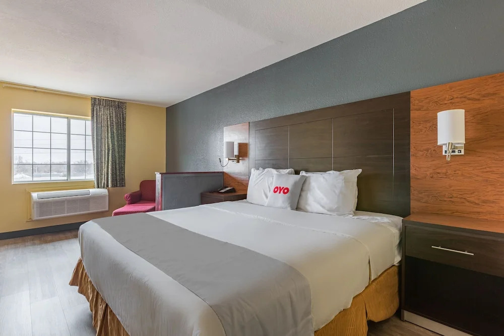 Rodeway Inn and Suites Airport Tulsa