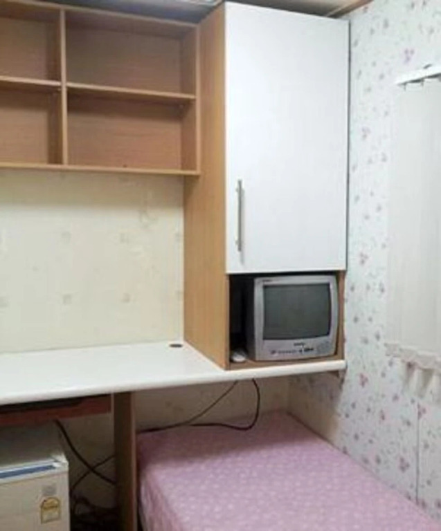 cozy livingtel(female only)