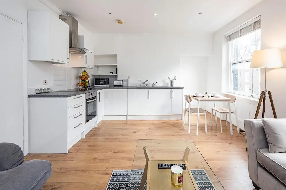 Stunning Oxford Street Apartments
