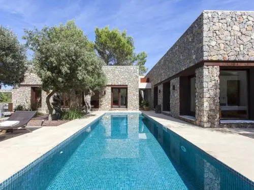 Can GANESHA Villa