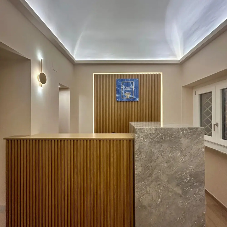 Heraklean Suites Tropea
