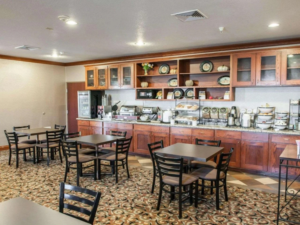Comfort Inn & Suites Muncie Near University