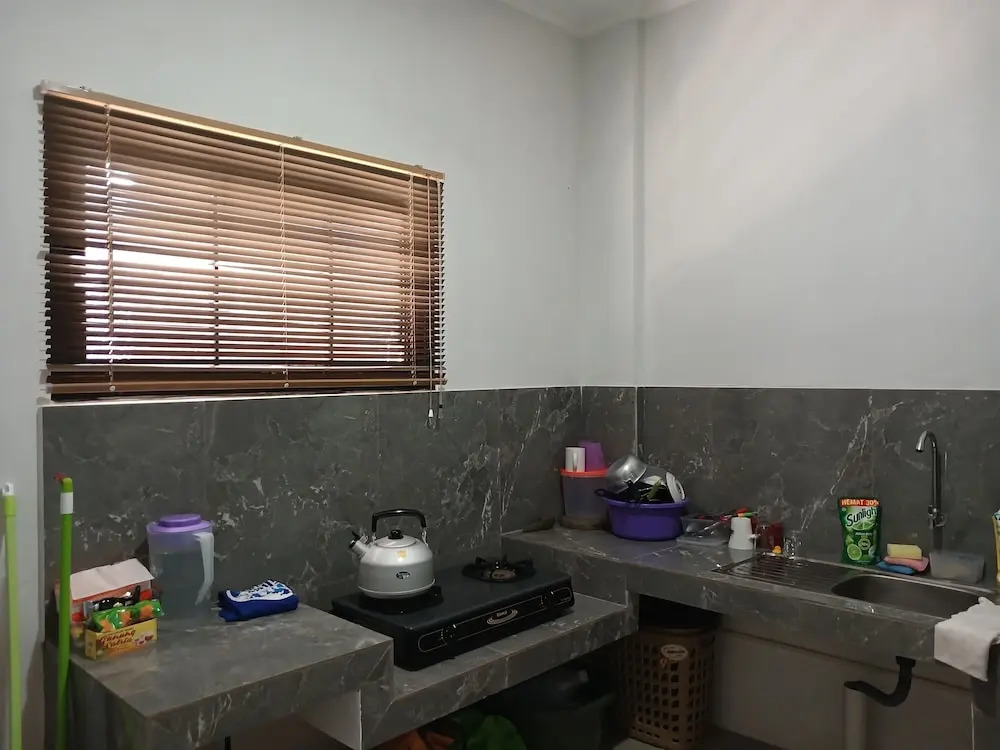 Super OYO 93085 Homy Stay Syariah