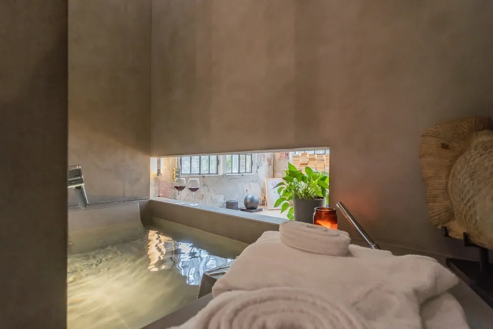 Design Loft With Private Parking by Rent all Como