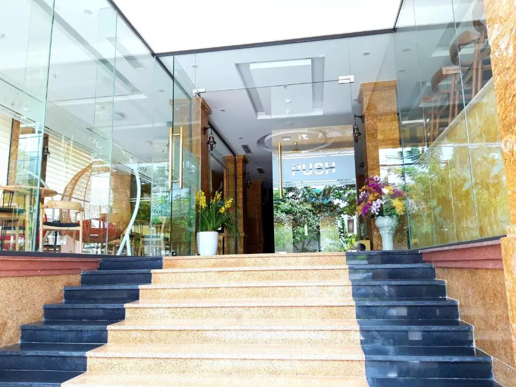 An Thuyen Hotel