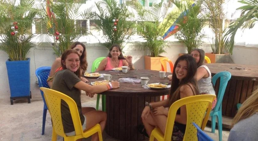 Hostal Caracoles