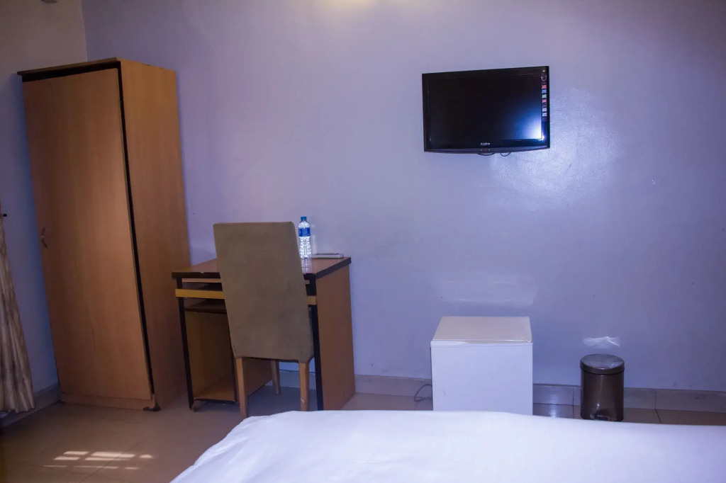 Triple Tee Hotel