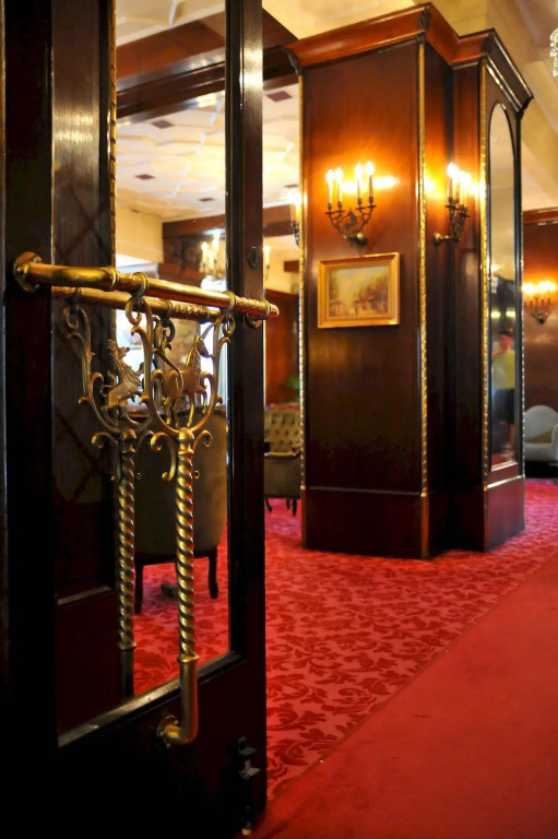 Hotel Weismayr