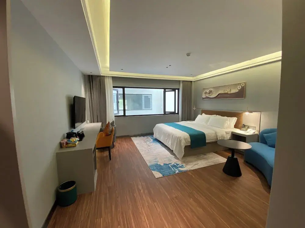 Sally Hotel