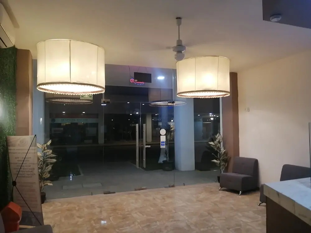 BB INN
